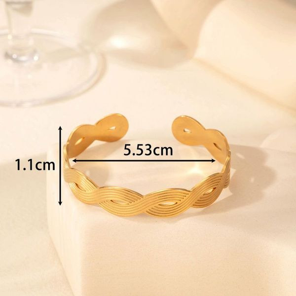 Широкое ажурное кольцо с чешуйчатым узором CJL82139