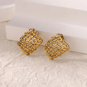 Серьги-пусеты Ромбы плетеные CJN82580