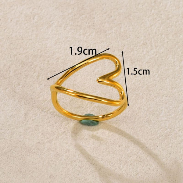 Тонкое кольцо в форме незамкнутого сердца CJP95496