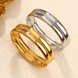 Браслет жесткий лаконичный с двойным рельефным кантом CJM42411