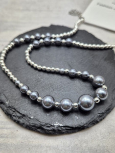 Градиентные бусы из серого жемчуга с нарастающим размером бусин J10748CJJ