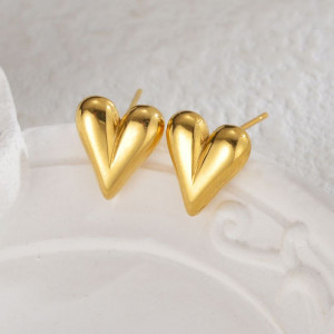 Серьги-пусеты Сердца объемные вытянутые глянцевые CJL35142