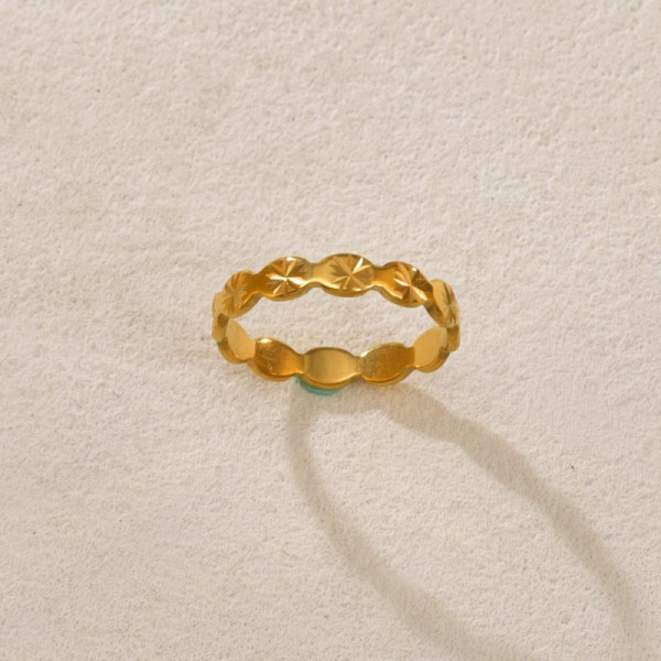 Кольцо-дорожка с волнообразным краем CJP95498