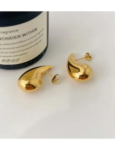 Серьги латунь с напылением золотом в виде капельки J10051CJJ