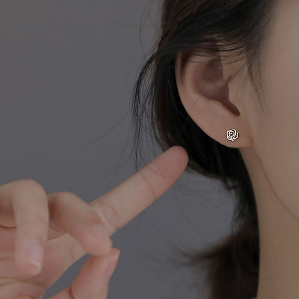 Серьги-гвоздики роза медь напыление платиной 1J12411CJJ