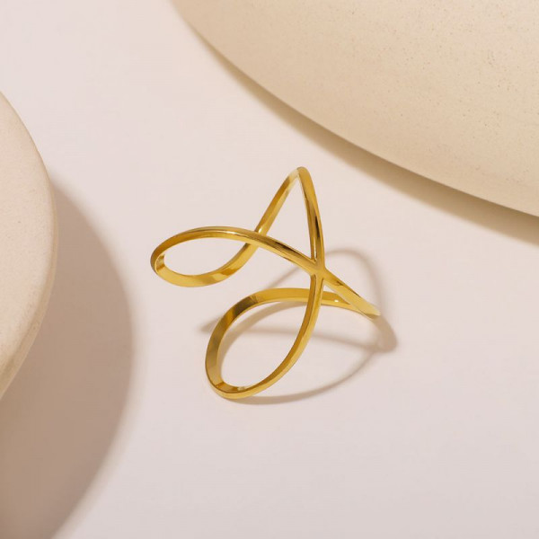 Разомкнутое кольцо с двойным пересечением линий CJM30247