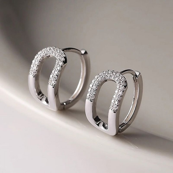 Минималистичные серьги-подковы CJJ03918