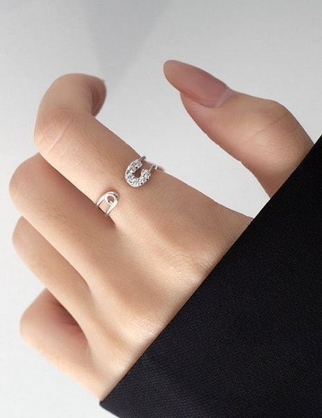 Ювелирное кольцо L82121