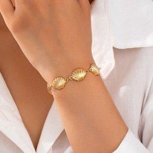 Браслет цепочка с золотистыми овальными вставками CJP54235