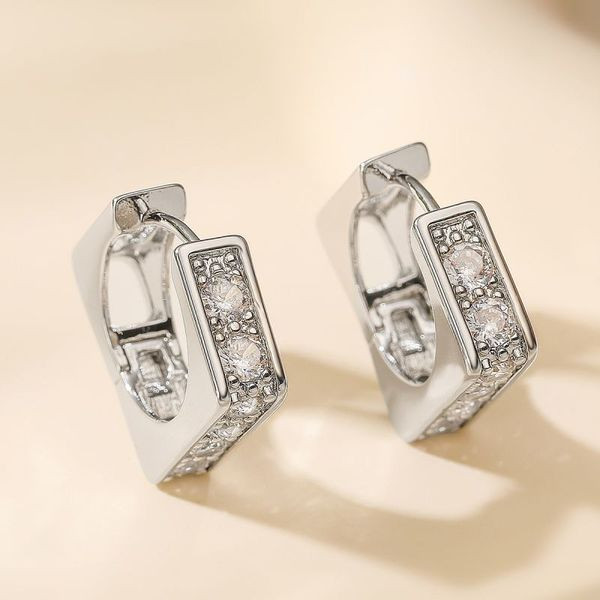 Ювелирные серьги CJL45199