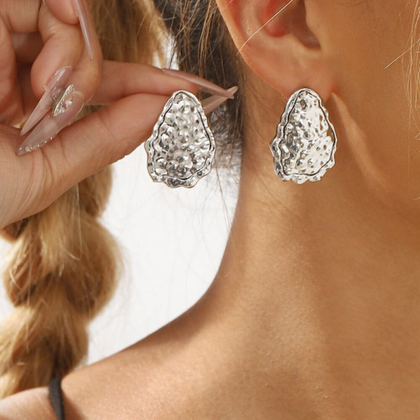 Серьги-гвоздики Капли из жатого серебра CJ04236