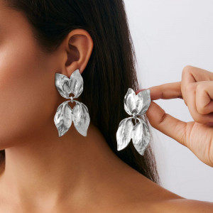 Серьги-гвоздики CJN79253