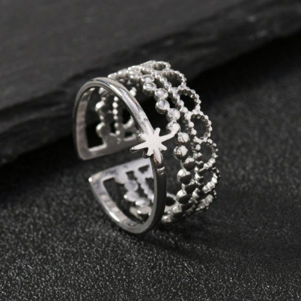 Многослойное кольцо со звездой и ажурным краем CJJ16925