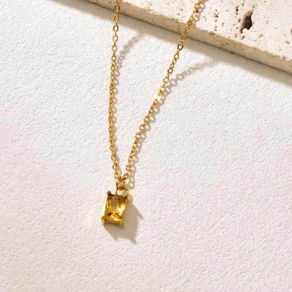 Золотистая цепочка с прямоугольным желтым кристаллом CJQ17665
