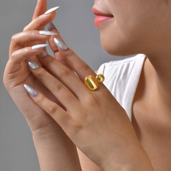 Разомкнутое кольцо с двумя сферическими элементами CJN36156