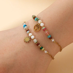 Браслет из разноцветных камней с подвеской-солнцем CJL47013
