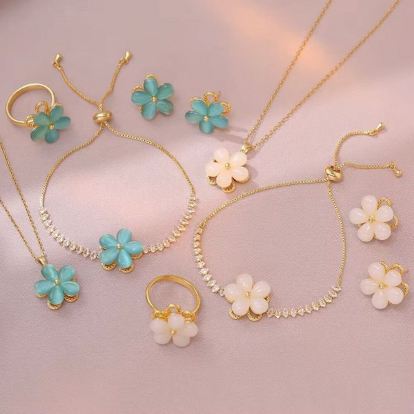 Цепочка с подвеской в форме голубого цветка J10846CJJ