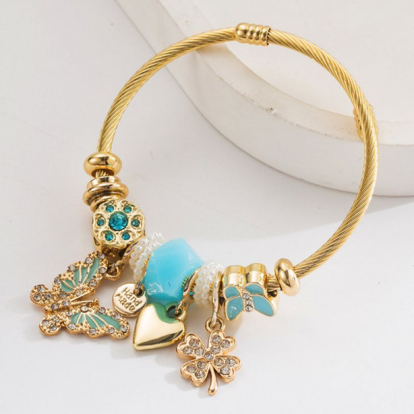 Жесткий браслет CJN42838