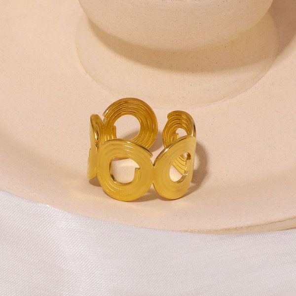 Ажурное разомкнутое кольцо из круглых звеньев CJM30191