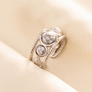 Широкое стальное кольцо с мраморными вставками CJD85335