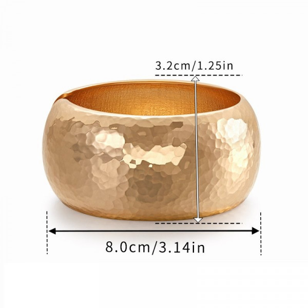 Браслет жесткий разомкнутый в форме капли CJG68095
