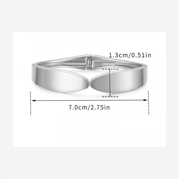 Жесткий браслет CJG68095