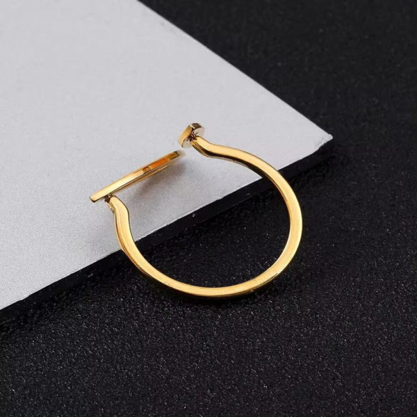 Тонкое разомкнутое кольцо с овальным контуром J10324CJJ