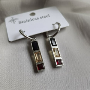 Геометрические серьги-кольца с цветными кристаллами 1J10632CJJ