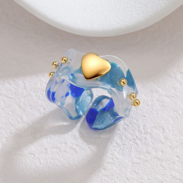 Кольцо из прозрачного акрила с золотистым металлическим сердцем CJT01087