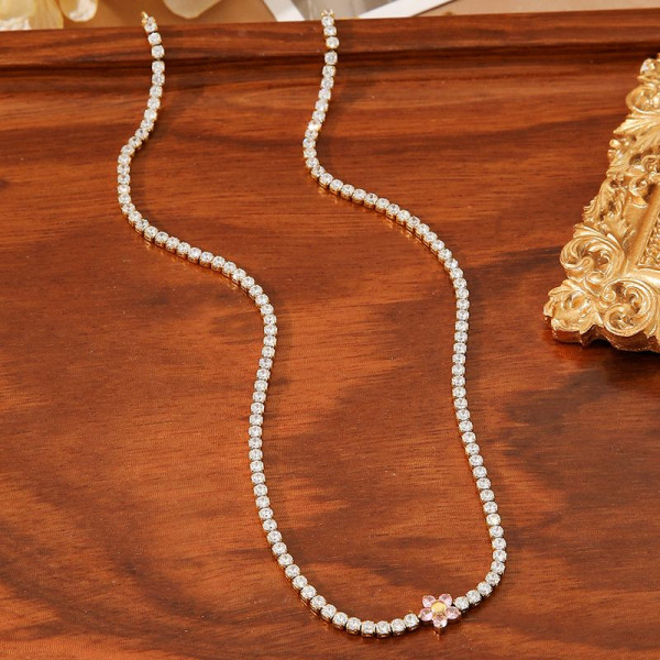 Золотистое колье из кристаллов CJN91602