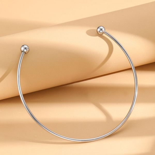 Шейный обруч серебристый разомкнутый с шариками на концах CJQ18897