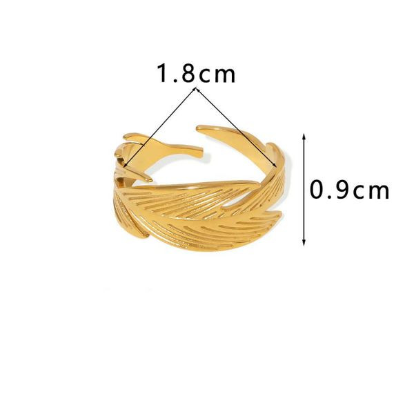 Разомкнутое кольцо с фактурой птичьего пера CJL88530