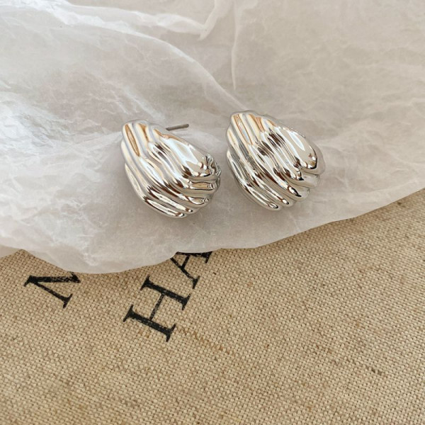 Трендовые серьги-пусеты фактурные овалы CJP44914