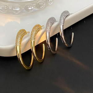 Серьги-полукольца с кристальным градиентом CJL32470