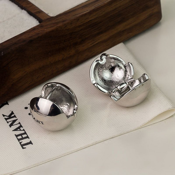 Массивные серьги-кольца в форме шаров CJH51067