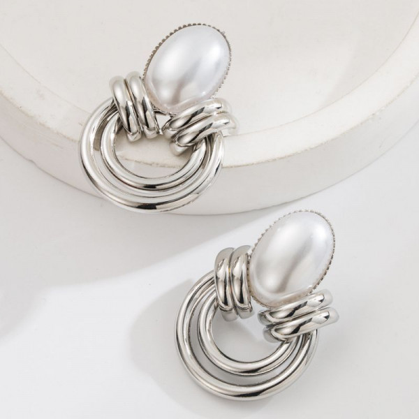 Элегантные серьги-пусеты с жемчугом CJN42895