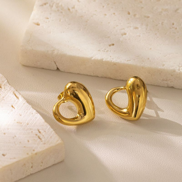 Серьги-пусеты Сердца контурные дутые CJL30325