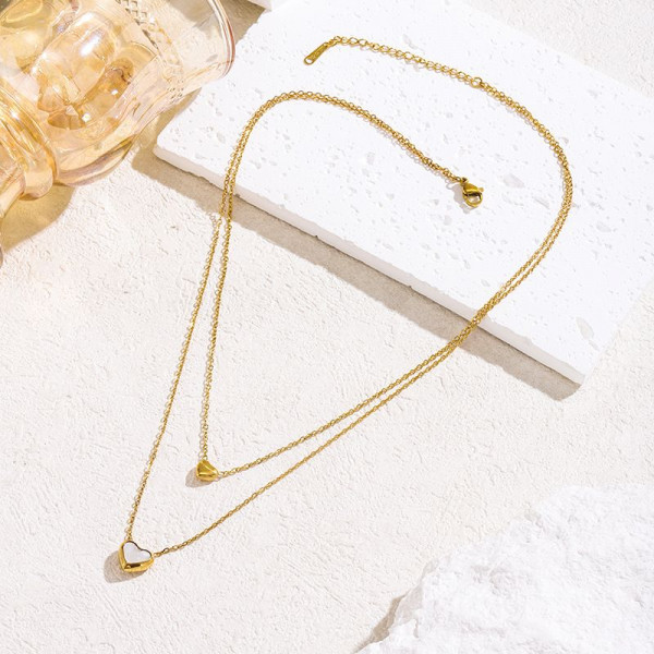 Золотистое многослойное колье с сердцами CJN32022