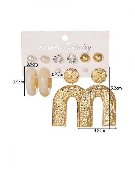 Набор массивных золотистых серег с фактурными дугами и жемчужными пусетами M13007