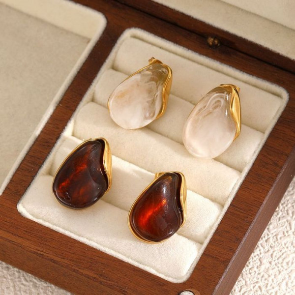 Стильные серьги-пусеты акриловые капли CJM42469