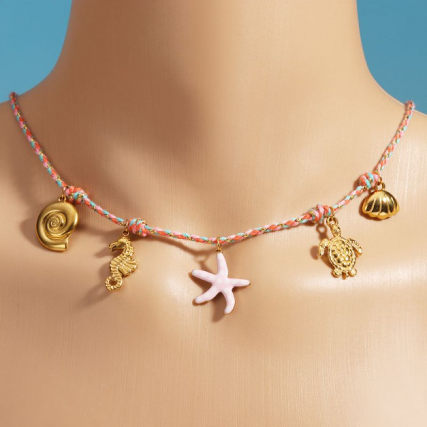 Чокер плотное колье с набором разноцветных шармов и подвесок CJR57386