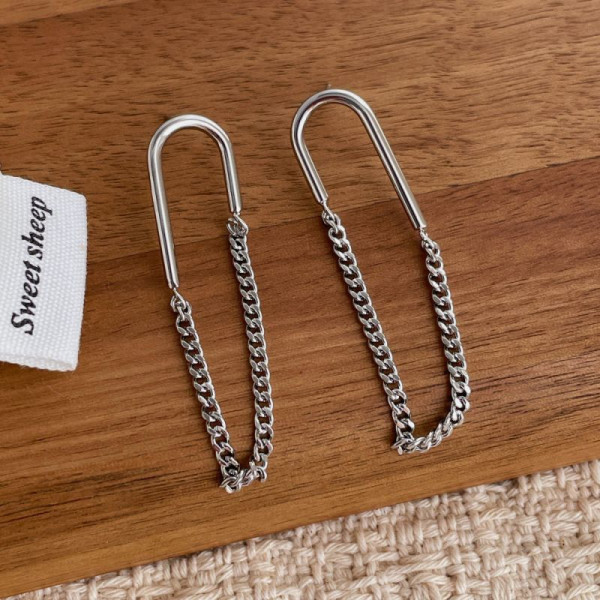 Минималистичные длинные серьги из тонких серебристых нитей CJN85925
