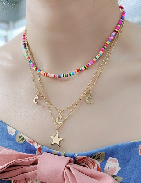 Многослойное золотистое Колье с разноцветным бисером и звездами M10591