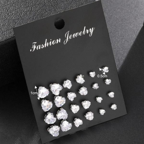 Набор сияющих пусет в форме сердец разного размера CJH65355