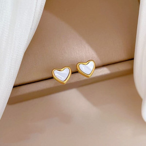 Золотистые серьги-пусеты Сердца CJD94349
