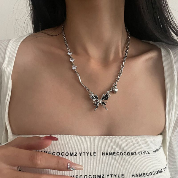 Серебристая цепочка с подвесками в виде бабочек и сфер CJH56226