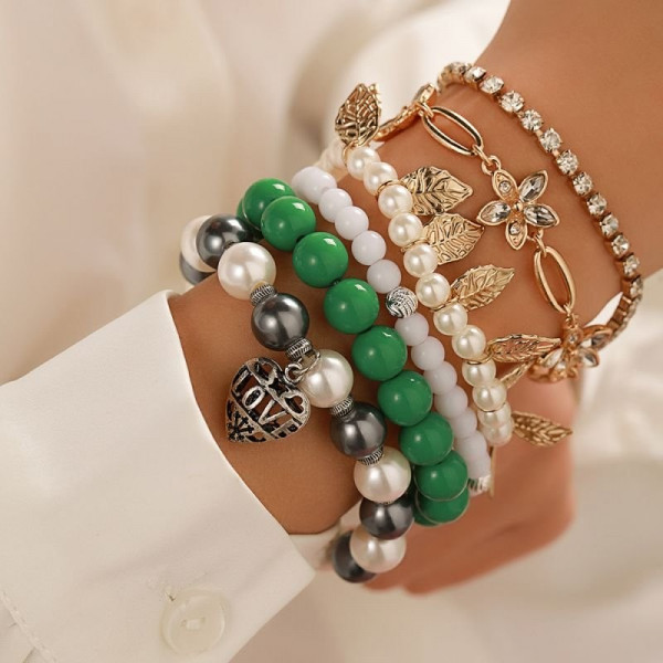Комплект браслетов многослойный с жемчугом CJE07837