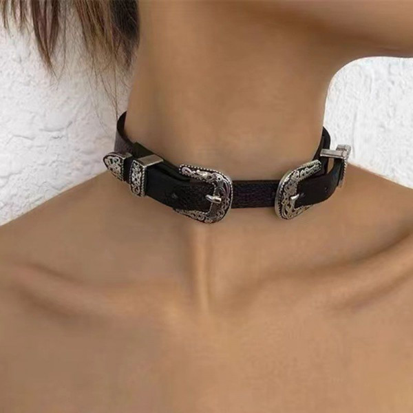 Двойной кожаный чокер с декоративными пряжками CJH49881