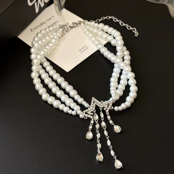 Многорядный жемчужный чокер с кристальными каплями CJG57297