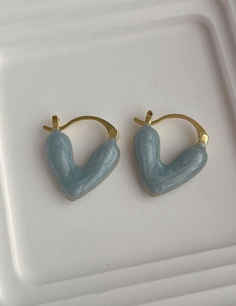 Серьги-кольца с голубыми сердцами Z31778